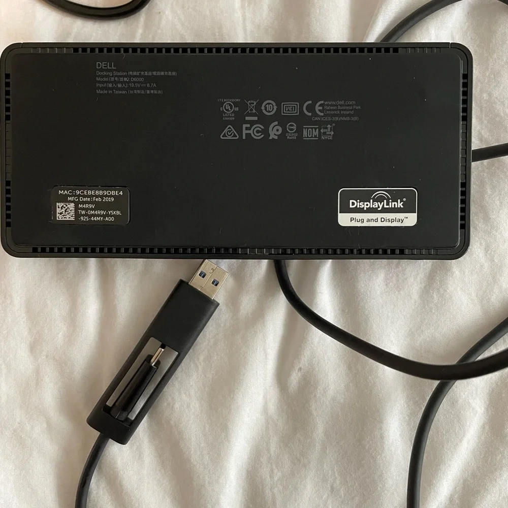 Dell Docking Station D6000